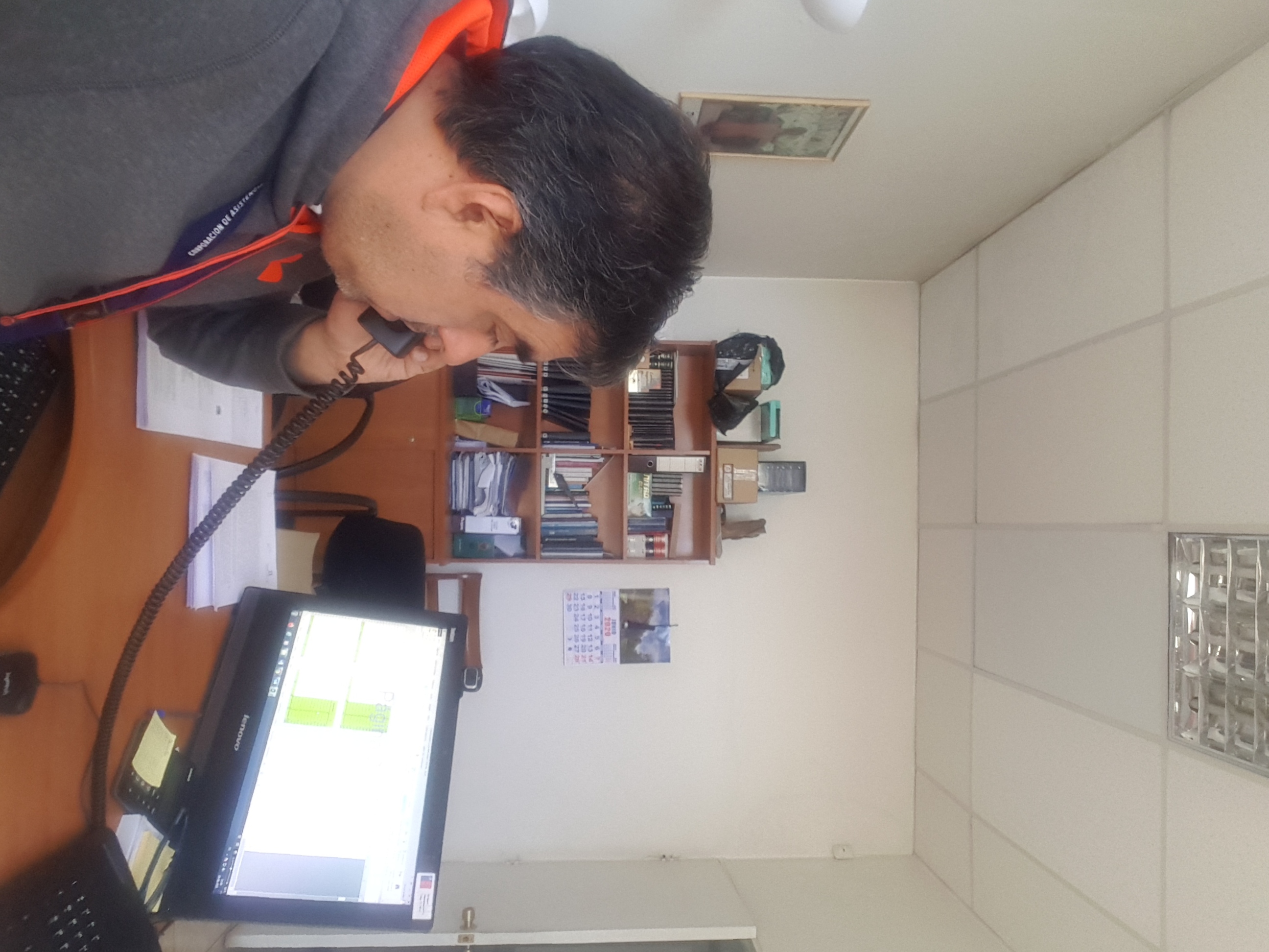 Abogado del Consultorio Jurídico de Calama en Radio Carillón, Radio Alegría del Transporte y Radio FM Mix