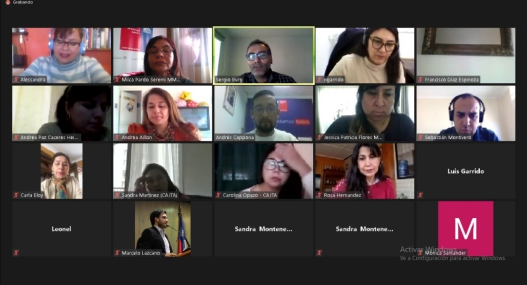 Equipo de Defensa del Adulto Mayor participa en Mesa de la Red de Asistencia a Víctimas