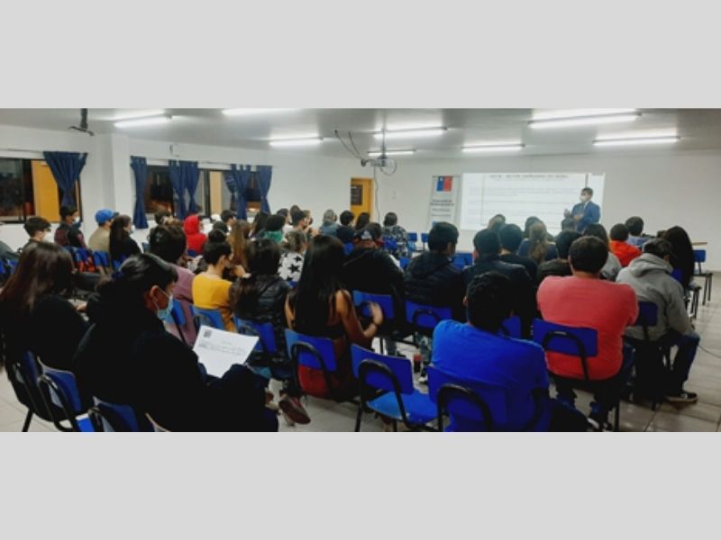 Consultorio Jurídico Móvil de Arica y Parinacota en Radio Puerta Norte FM 92.1