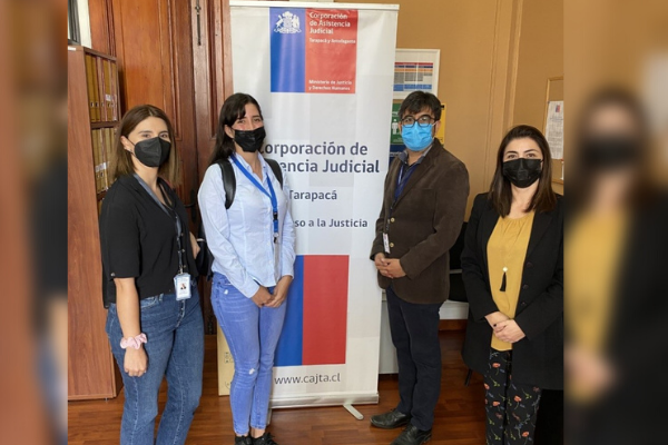 El Director Regional de Tarapacá se reúne con  equipo del Programa Refugio de FASIC