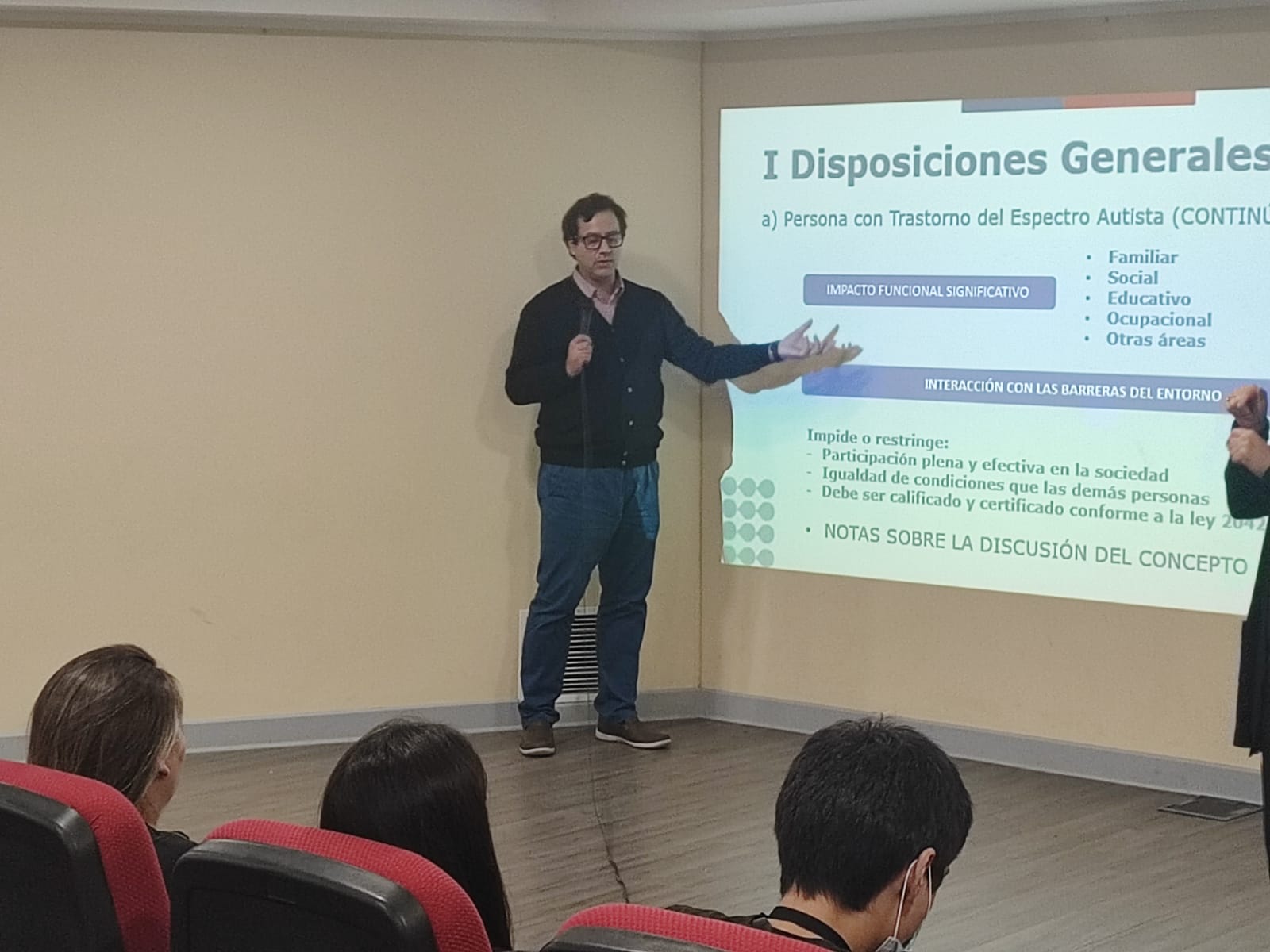 Abogado CAJTA-SENADIS de Atonfagasta realiza capacita sobre la Ley 21.545