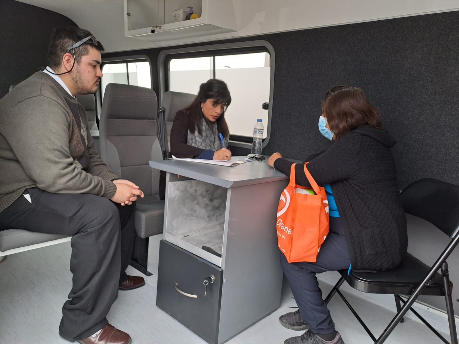 Unidad de Migración de Arica y Parinacota brindó atención en la Feria Comunitaria por la Niñez
