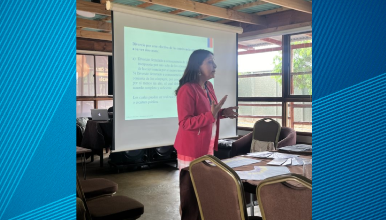 Abogada Jefa del Móvil de Arica y Parinacota dictó un taller-charla sobre divorcio