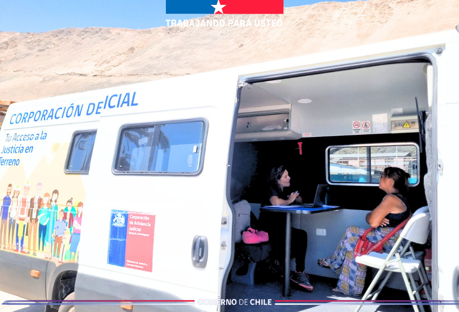 Consultorio Jurídico Móvil del Tamarugal presente en Gobierno en Terreno en Pisagua