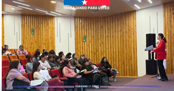 Centro de Familia Iquique desarrolla taller de orientación en derecho de familia