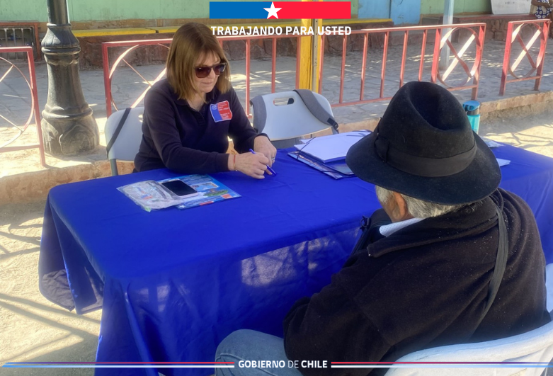 En Huara se desarrolló un Gobierno en Terreno donde participó Consultorio Jurídico Movil del Tamarugal