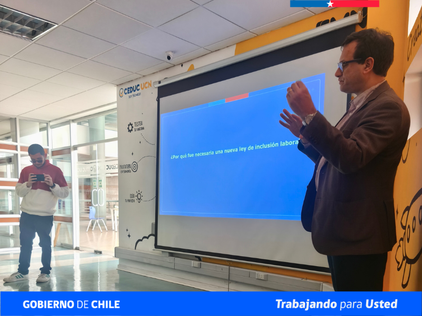 Alumno/as del Centro de Formación Técnica de la UCN, participaron en un taller