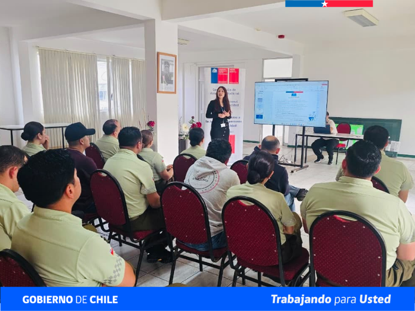 CAJTA capacita a funcionario/as de la Primera Comisaria de Carabineros de Iquique