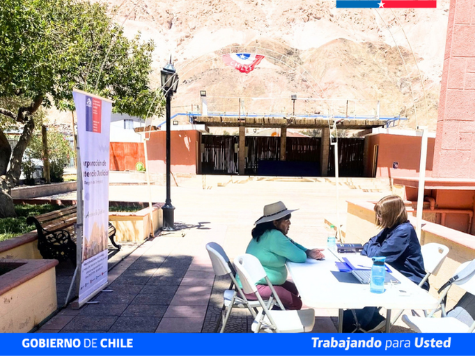 Consultorio Jurídico Móvil del Tamarugal brindó atención en localidad e Camiña
